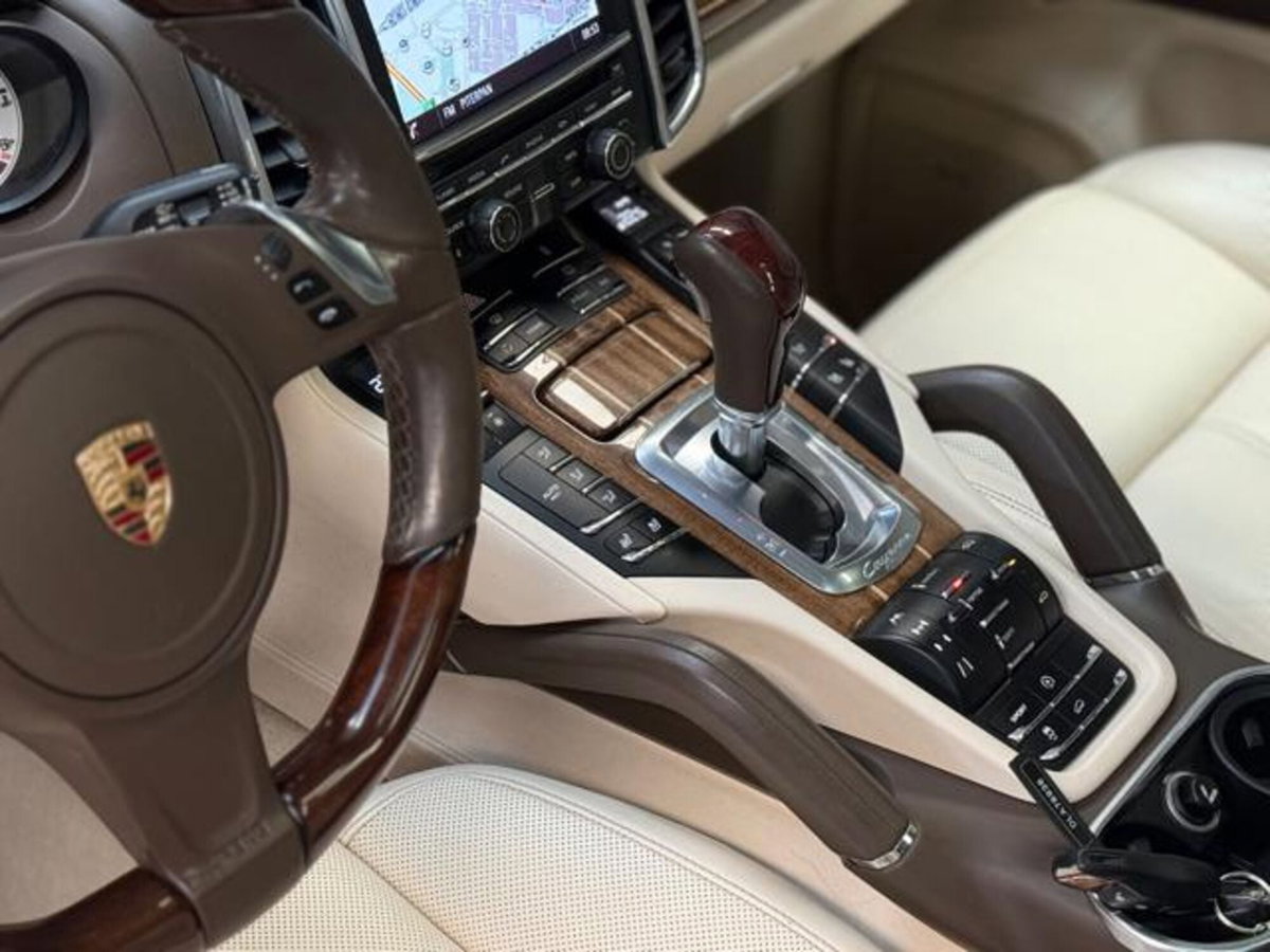 Porsche Cayenne 4.8 GTS (9)