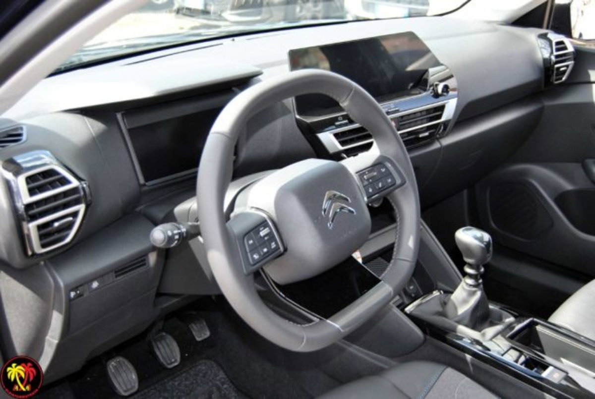 Citroen C4 1.2 puretech Plus s&s 130cv eat8 (6)