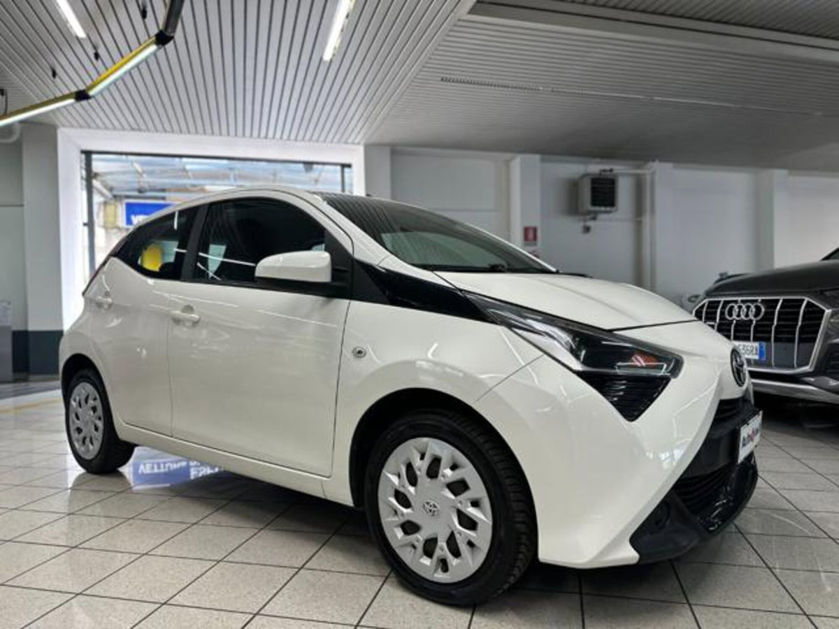Toyota Aygo X 1.0 VVT-i 72 CV 5p. Undercover S-CVT