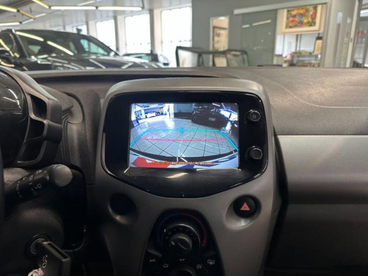 Toyota Aygo X 1.0 VVT-i 72 CV 5p. Undercover S-CVT (13)