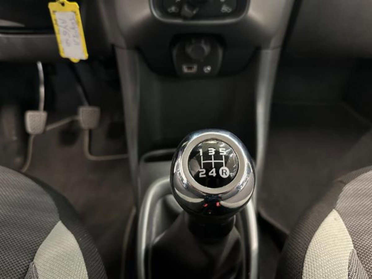 Toyota Aygo X 1.0 VVT-i 72 CV 5p. Undercover S-CVT (18)