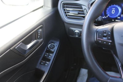 Ford Kuga 2.5 Full Hybrid 190 CV CVT 2WD ST-Line X (12)