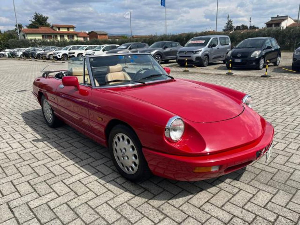 Alfa Romeo Spider 2.0i