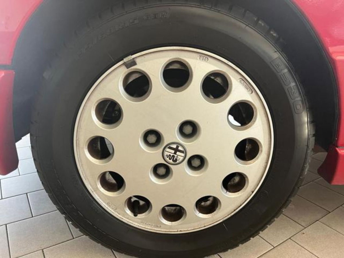 Alfa Romeo Spider 2.0i (13)