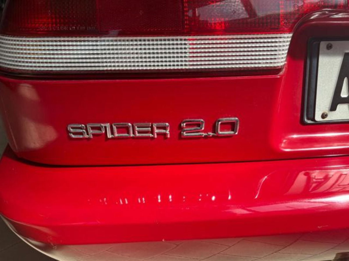 Alfa Romeo Spider 2.0i (14)