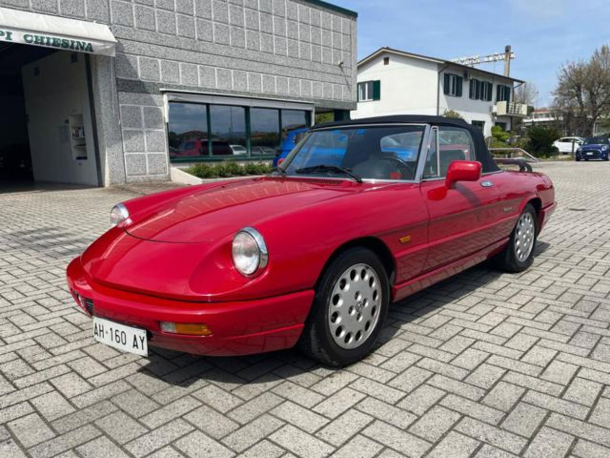 Alfa Romeo Spider 2.0i (17)