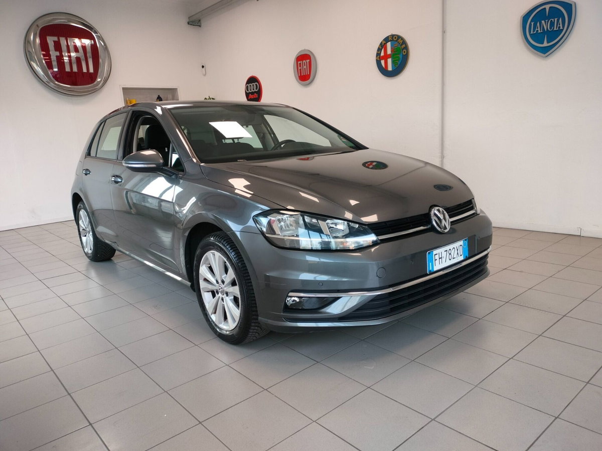 Volkswagen Golf 1.0 TSI 110 CV 5p. Trendline BlueMotion Technology (13)