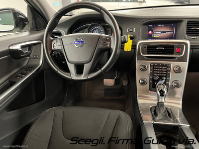 Volvo V60 Cross Country D3 Geartronic Momentum (10)