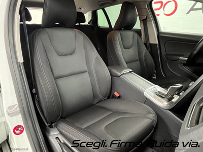 Volvo V60 Cross Country D3 Geartronic Momentum (14)