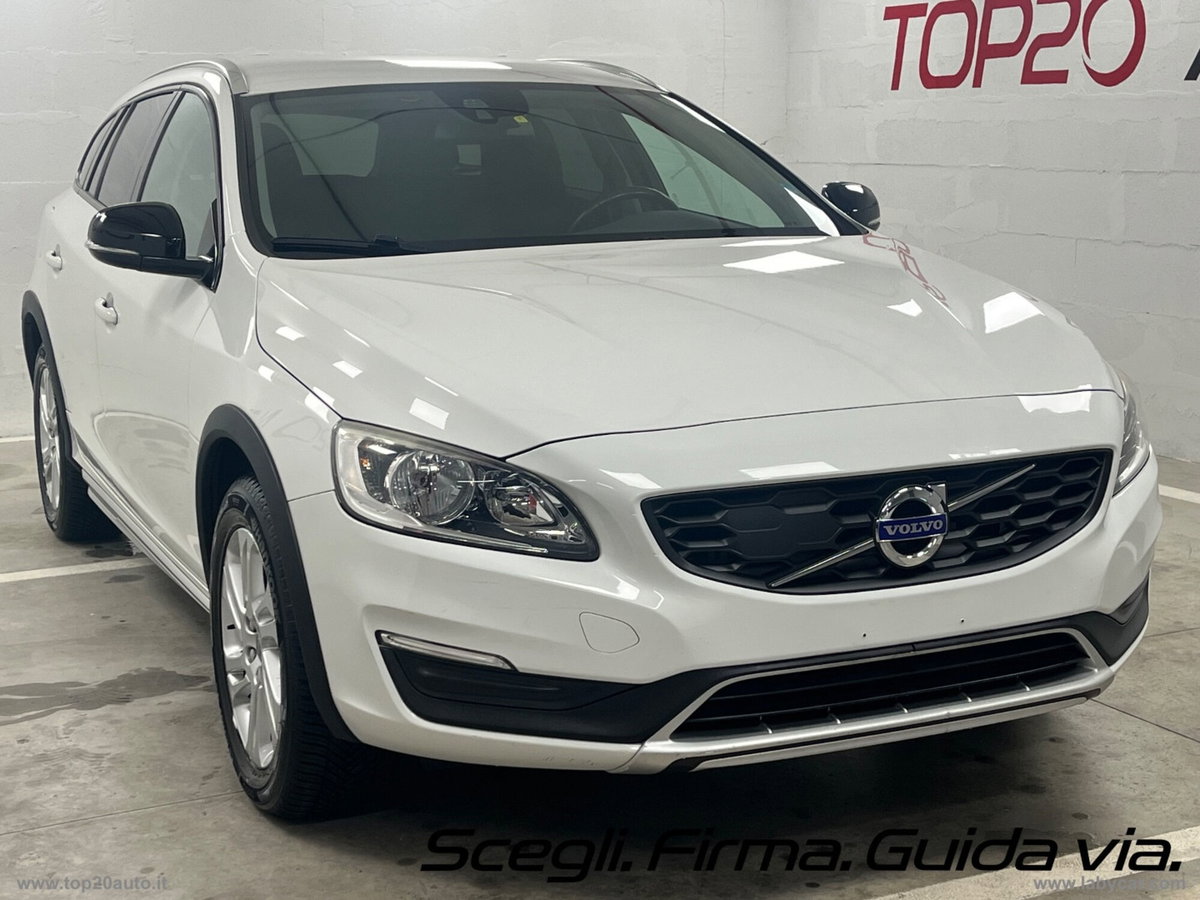 Volvo V60 Cross Country D3 (2)