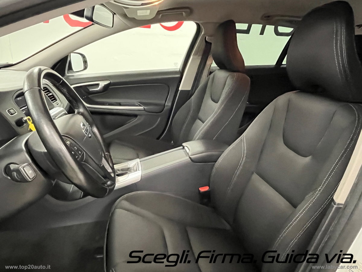 Volvo V60 Cross Country D3 (6)