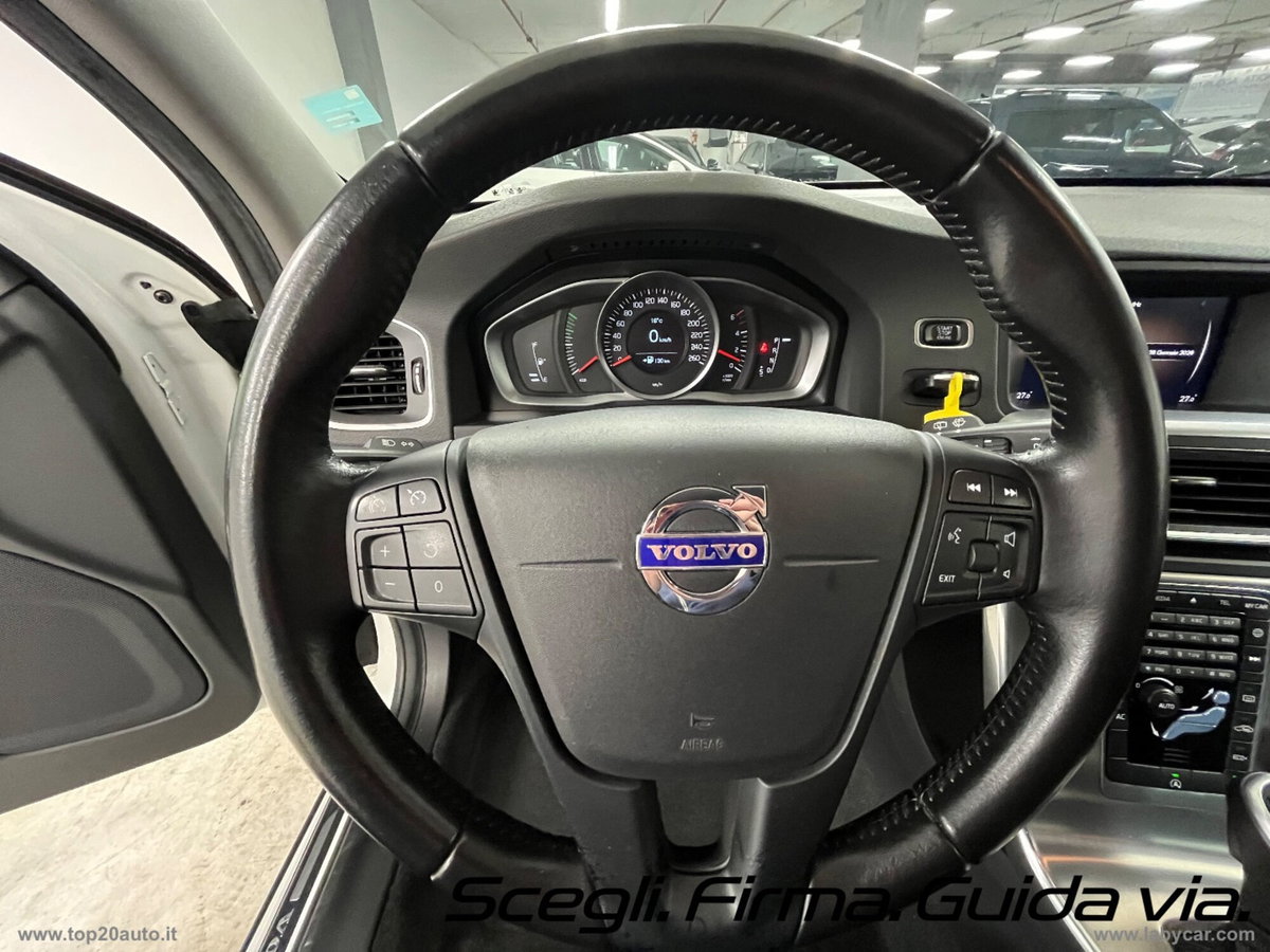 Volvo V60 Cross Country D3 (7)