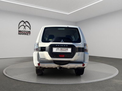 Mitsubishi Pajero 3.2 DI-D 16V aut. 5p. Intense DPF (6)