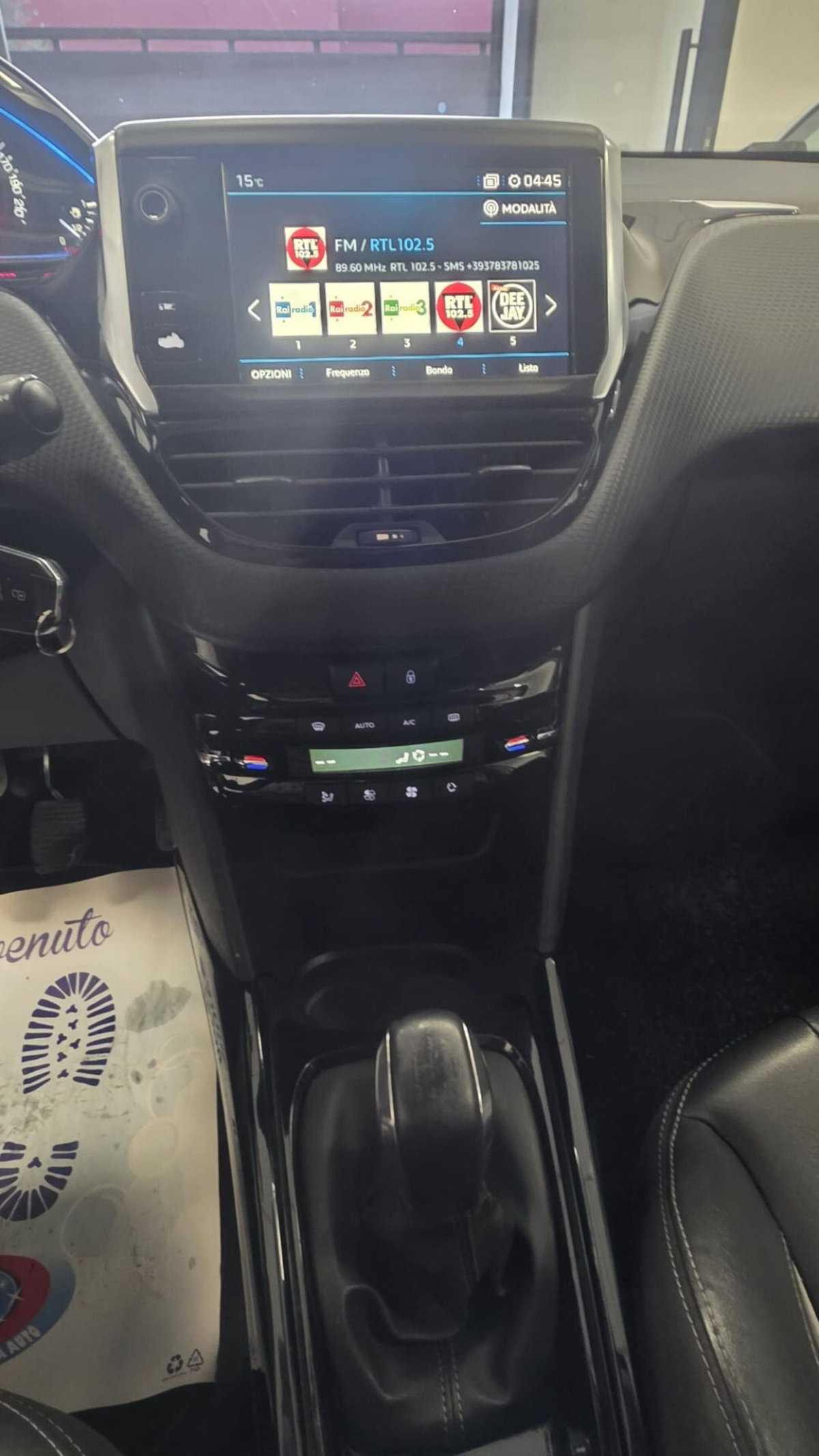 Peugeot 2008 100 Allure (13)