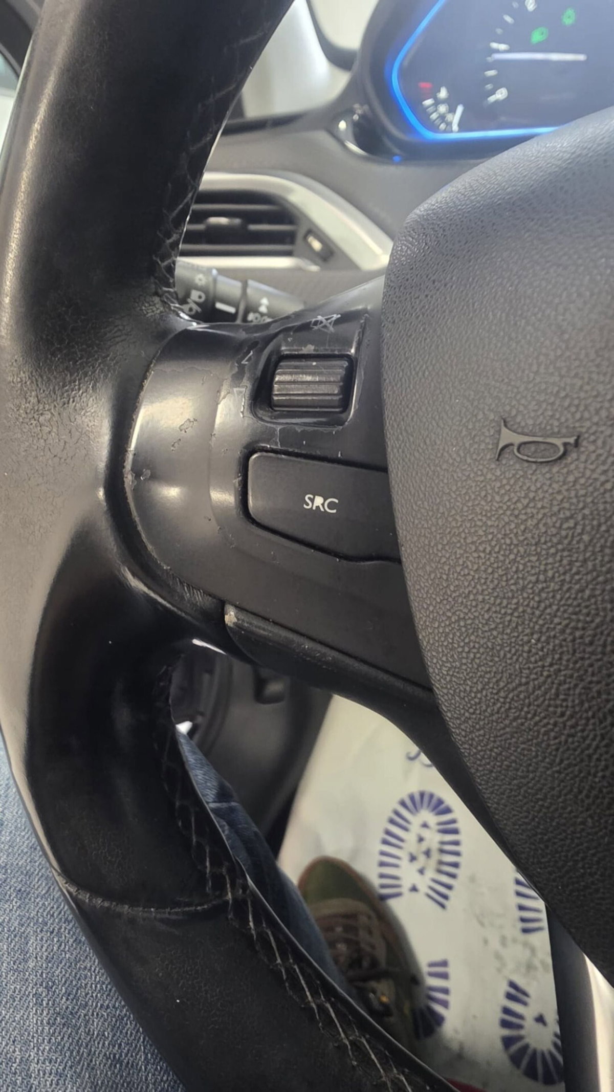 Peugeot 2008 100 Allure (17)