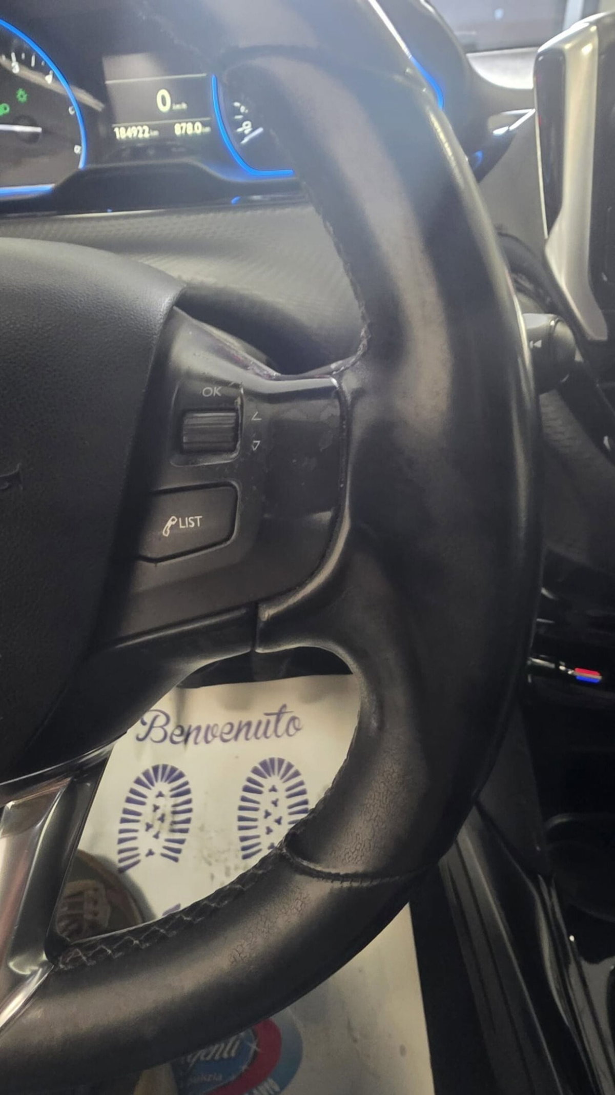 Peugeot 2008 100 Allure (20)