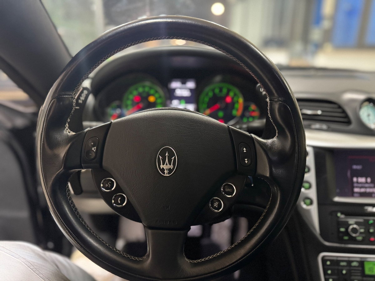 Maserati Granturismo GranTurismo 4.7 V8 S (12)