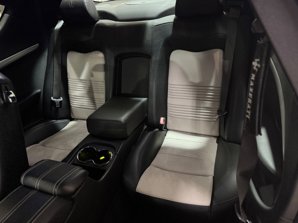Maserati Granturismo GranTurismo 4.7 V8 S (13)