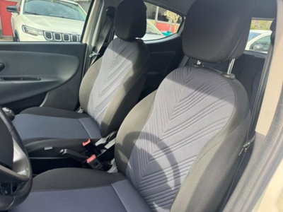 Lancia Ypsilon 1.0 FireFly 5 porte S&S Hybrid Ecochic Gold (17)