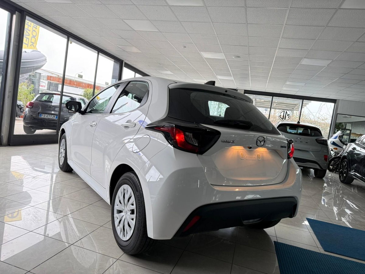 Mazda Mazda2 Hybrid 1.5 vvt full hybrid electric Centre Line e-cvt (5)
