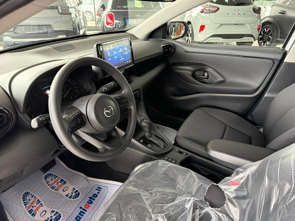 Mazda Mazda2 Hybrid 1.5 vvt full hybrid electric Centre Line e-cvt (7)