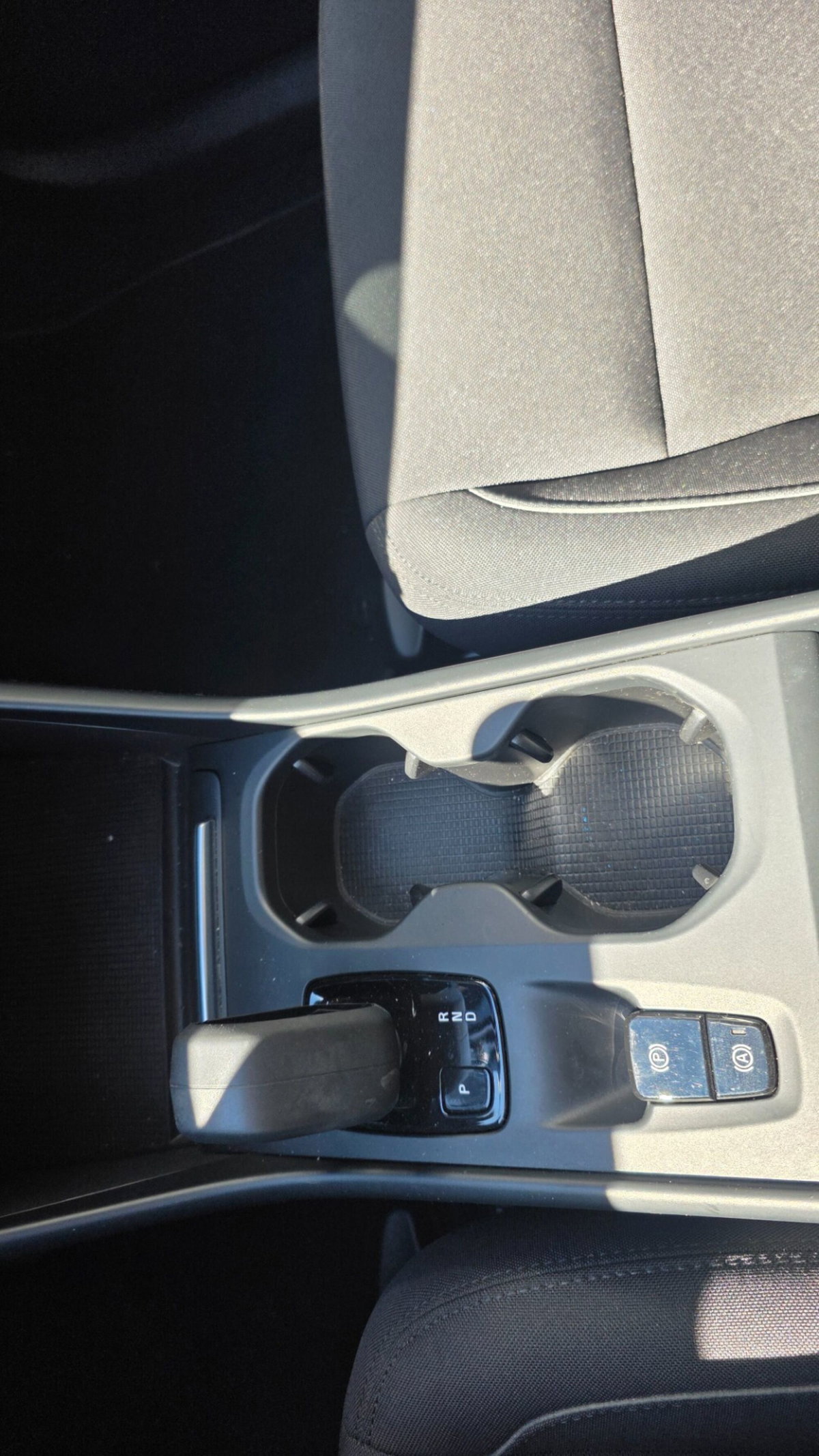 Volvo XC40 T5 Recharge Plug-in Hybrid Inscription Expression (16)