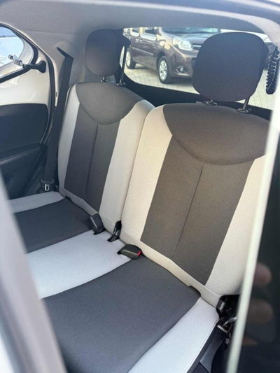 Toyota Aygo 1.0 VVT-i 69 CV 5 porte x-cool (15)