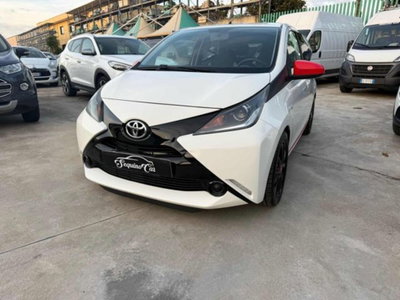 Toyota Aygo 1.0 VVT-i 69 CV 5 porte x-cool (2)