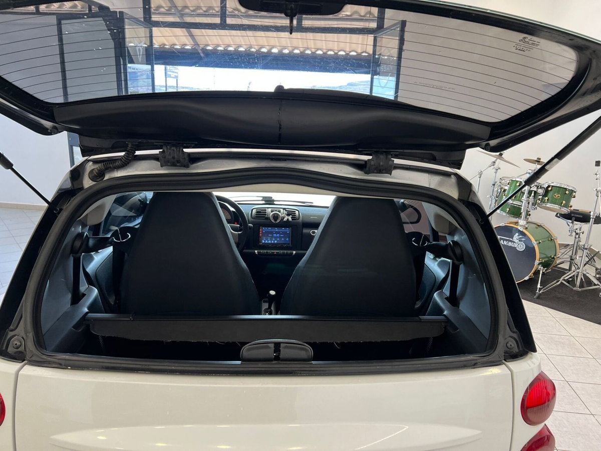 smart Fortwo 1000 52 kW MHD coupé passion (10)