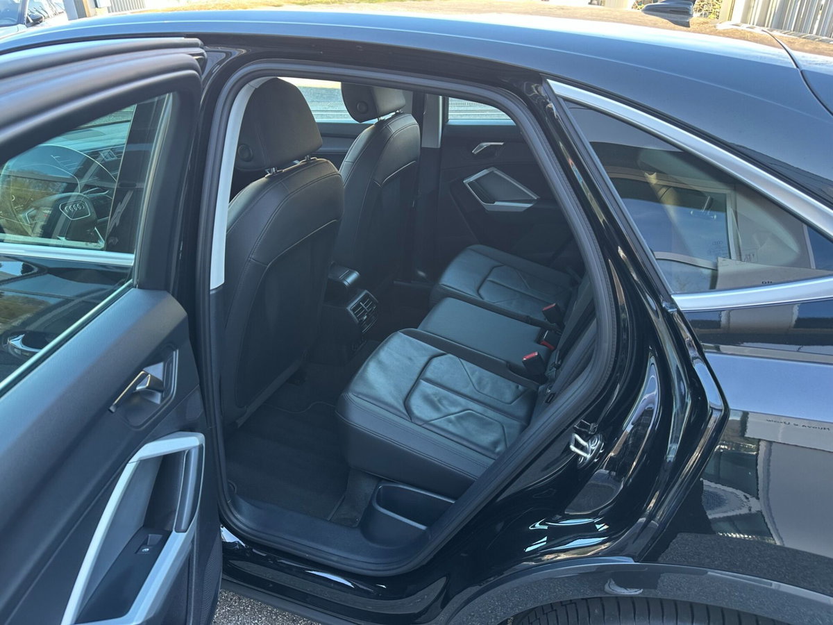 Audi Q3 Sportback 40 TDI quattro S tronic S line edition (11)
