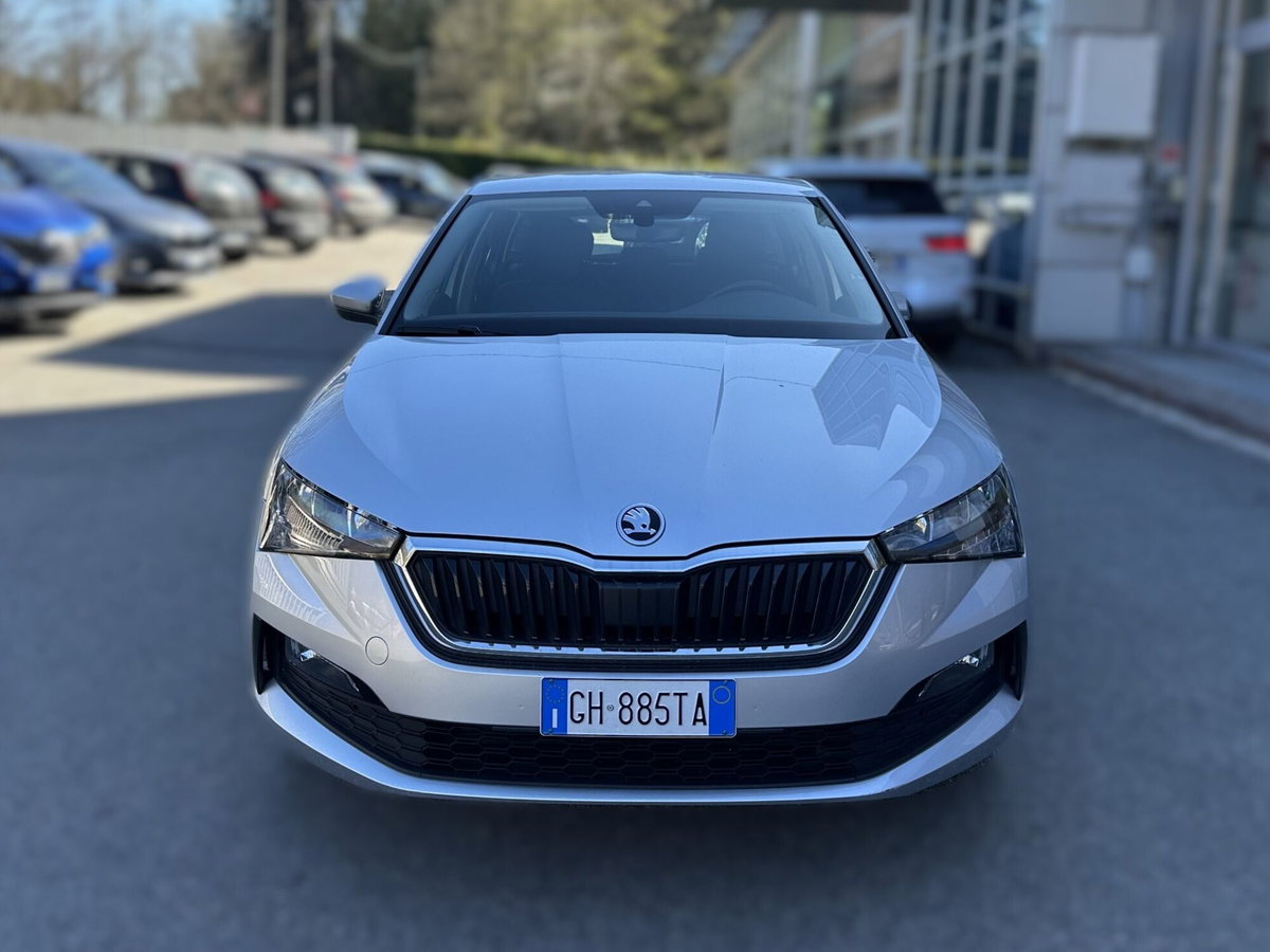 Skoda Scala 1.0 TSI 110 CV DSG Ambition (2)