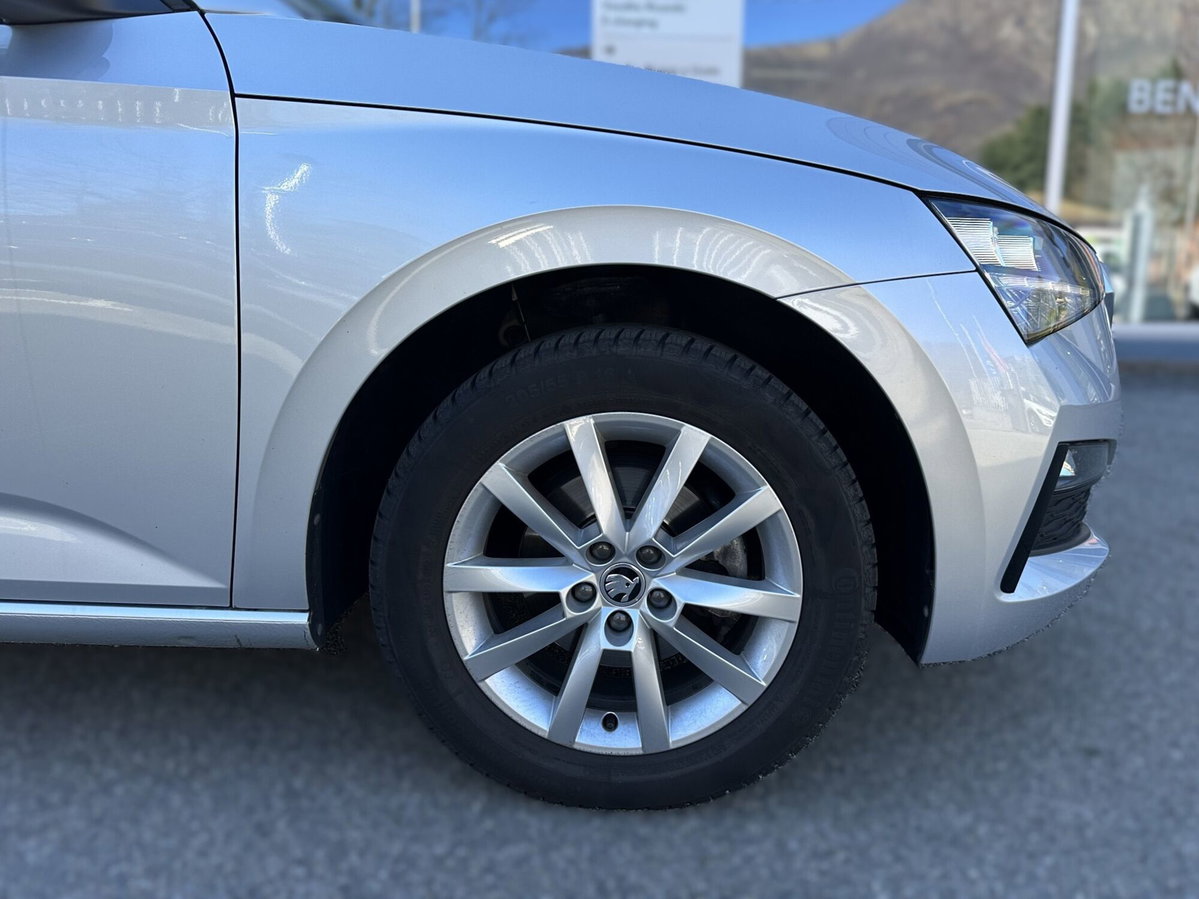 Skoda Scala 1.0 TSI 110 CV DSG Ambition (9)