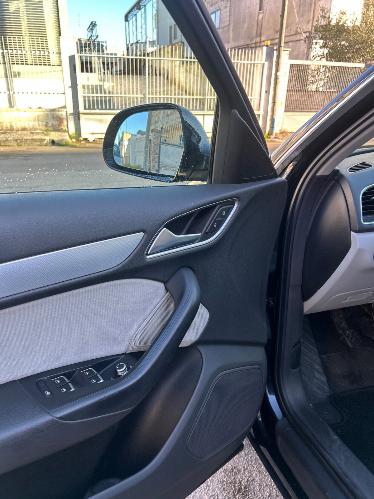 Audi Q3 2.0 TDI Advanced (11)
