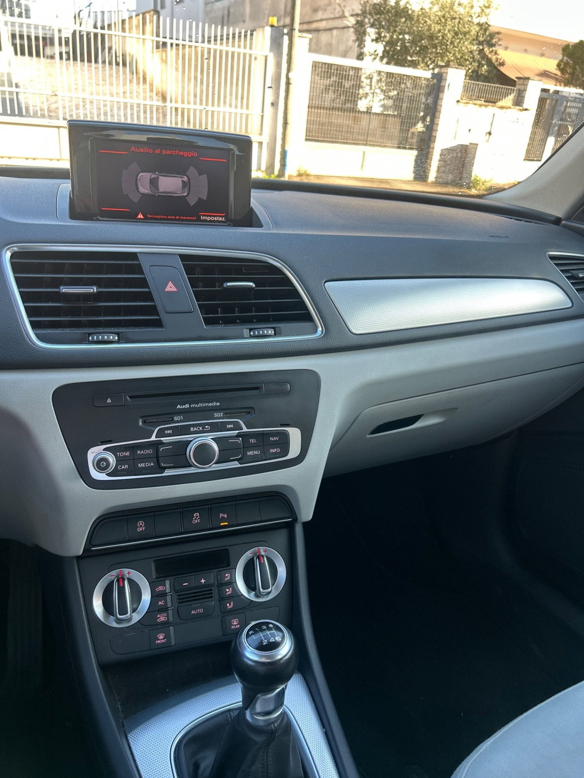 Audi Q3 2.0 TDI Advanced (13)