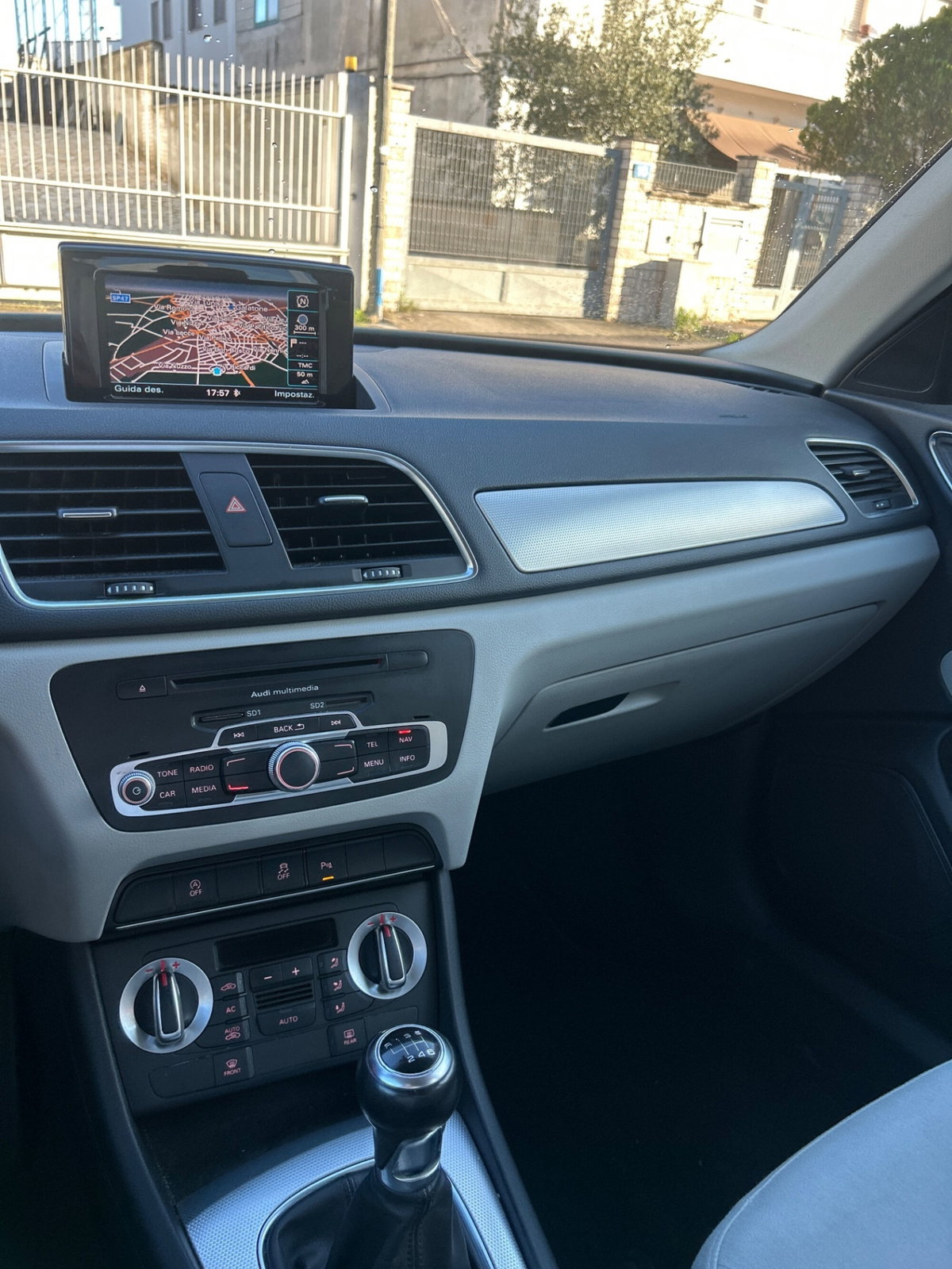 Audi Q3 2.0 TDI Advanced (14)