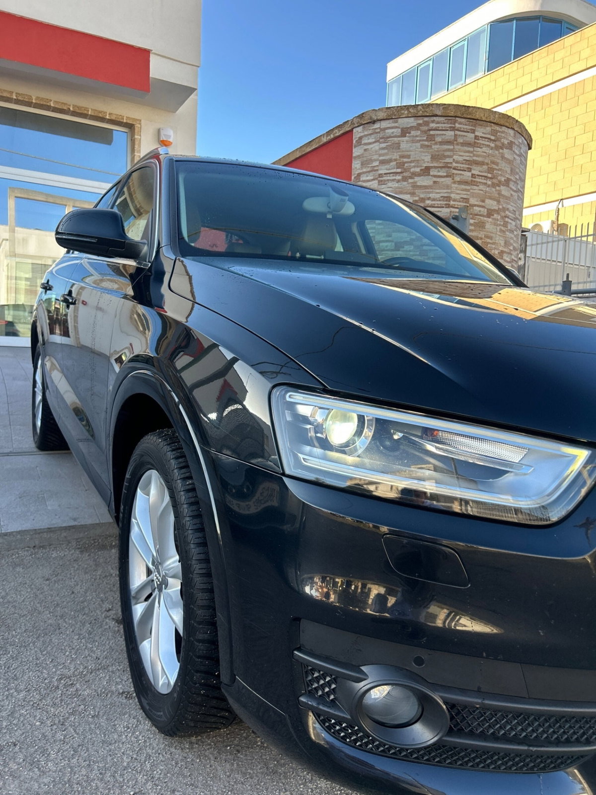 Audi Q3 2.0 TDI Advanced (4)