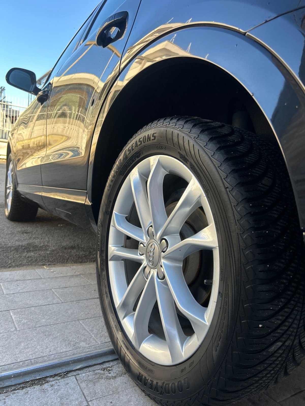Audi Q3 2.0 TDI Advanced (9)