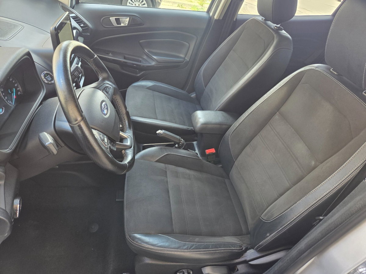 Ford EcoSport 1.5 TDCi 100 CV Start&Stop Titanium (12)