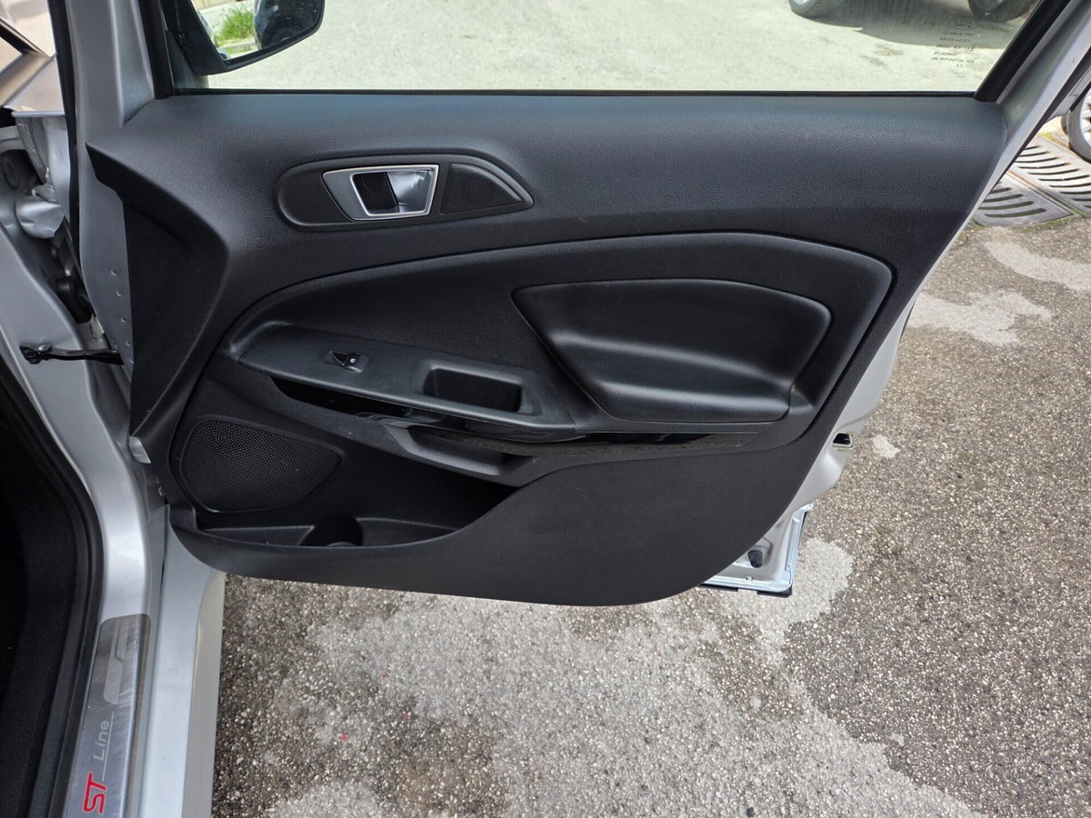 Ford EcoSport 1.5 TDCi 100 CV Start&Stop Titanium (17)
