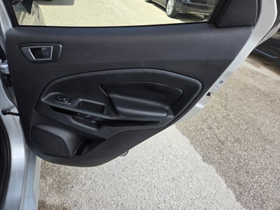Ford EcoSport 1.5 TDCi 100 CV Start&Stop Titanium (18)
