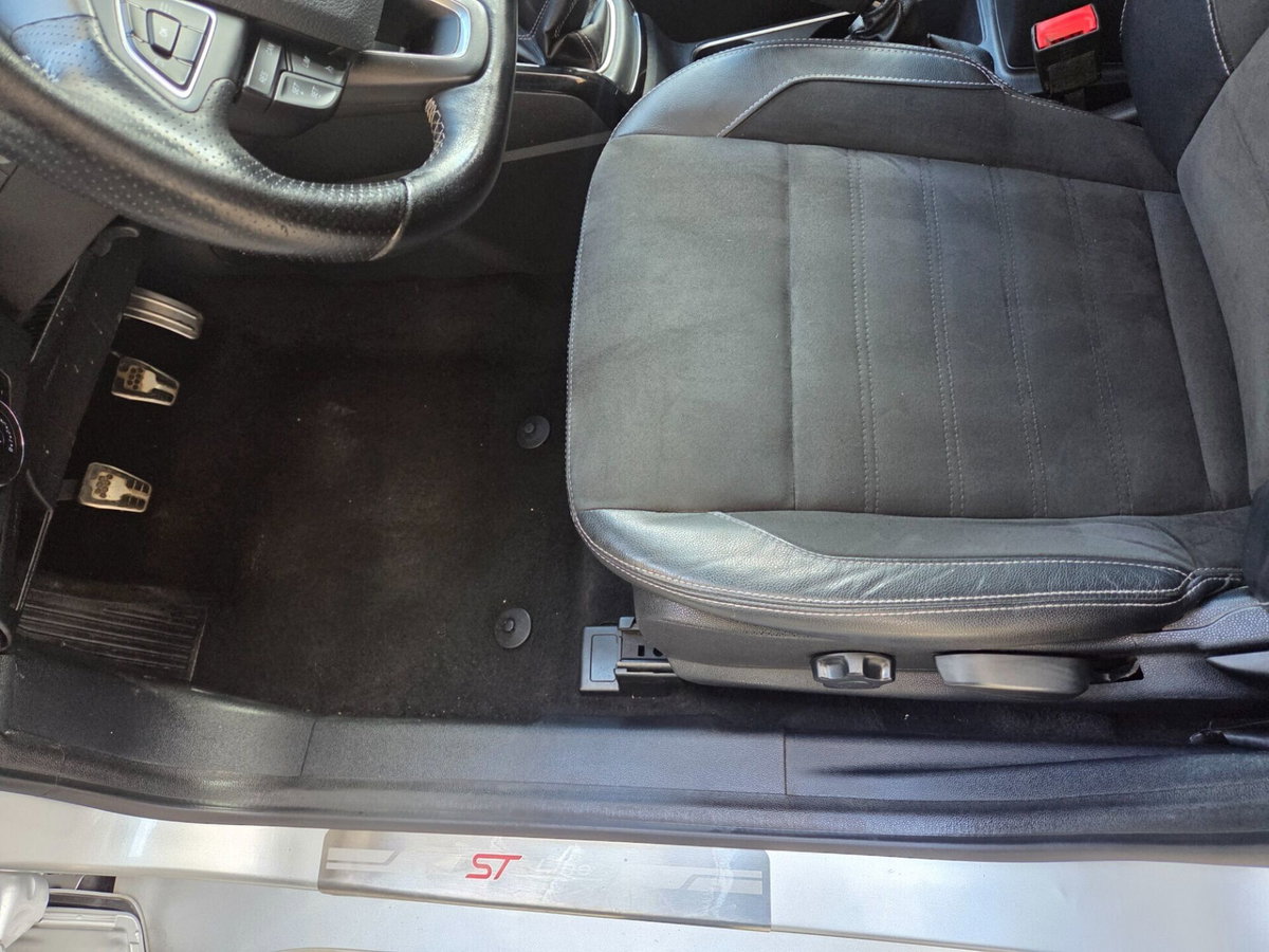 Ford EcoSport 1.5 TDCi 100 CV Start&Stop Titanium (20)