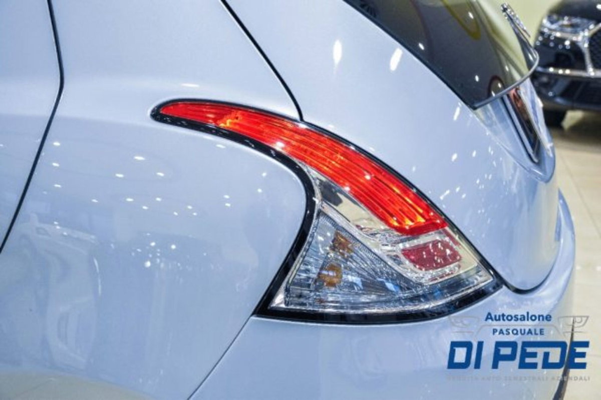 Lancia Ypsilon 1.0 FireFly 5 porte S&S Hybrid Gold Plus (13)