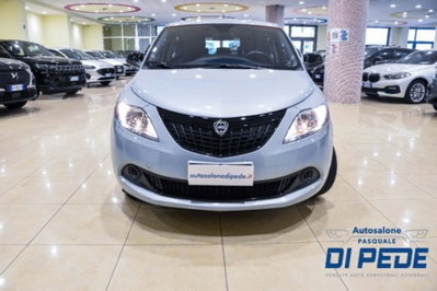 Lancia Ypsilon 1.0 FireFly 5 porte S&S Hybrid Gold Plus (2)