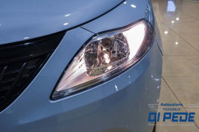 Lancia Ypsilon 1.0 FireFly 5 porte S&S Hybrid Gold Plus (8)