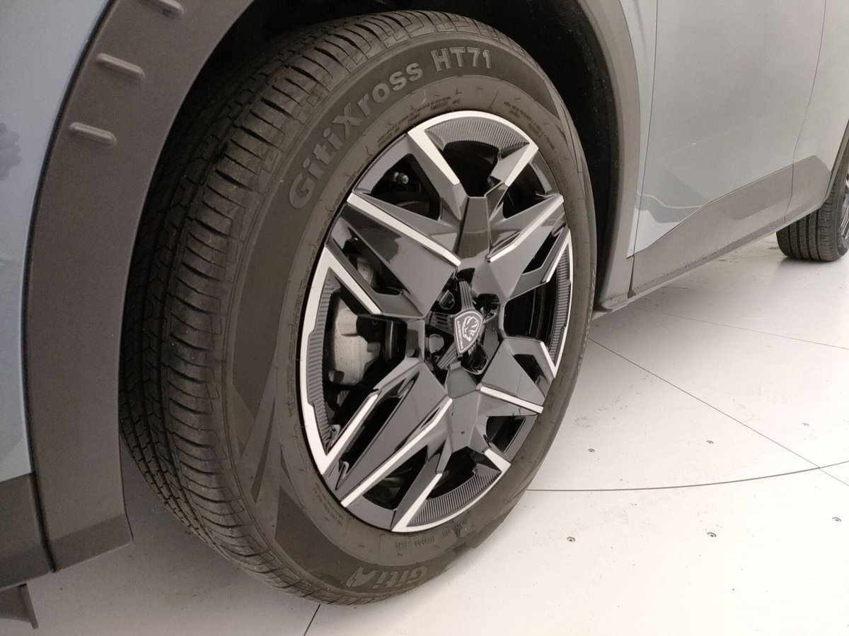 Peugeot 3008 1.2 hybrid Allure Business 145cv e-dcs6 (10)