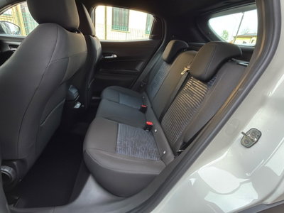 Alfa Romeo Junior 1.2 ibrida 145cv edct6 (11)
