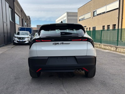 Alfa Romeo Junior 1.2 ibrida 145cv edct6 (8)