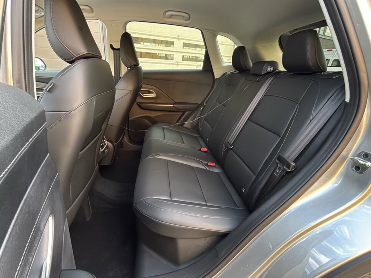 Mg ZS 1.5 hybrid+ Luxury auto (14)
