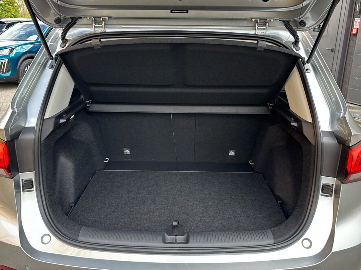 Mg ZS 1.5 hybrid+ Luxury auto (17)