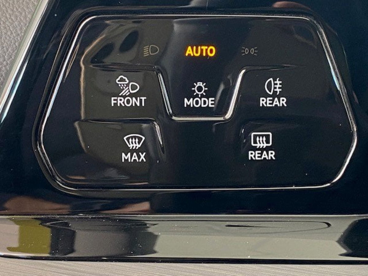 Volkswagen Golf 1.4 TSI eHYBRID 204 CV DSG Style (11)